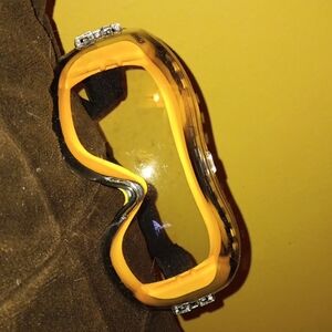 DeWalt safety goggles